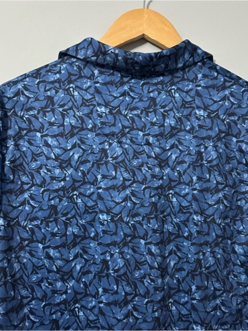 PGA Tour Pro Series Blue Print Golf Polo Men’s M Athletic Fit Athleisure - Picture 4 of 11